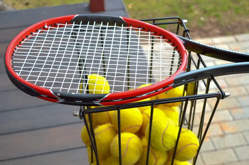Storing tennis balls